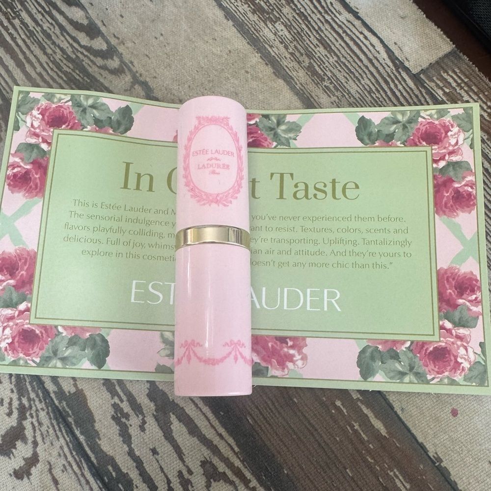 NEW Estee Lauder *Rebellious Rose* Lauduree Lipstick COQUETTE GIRL